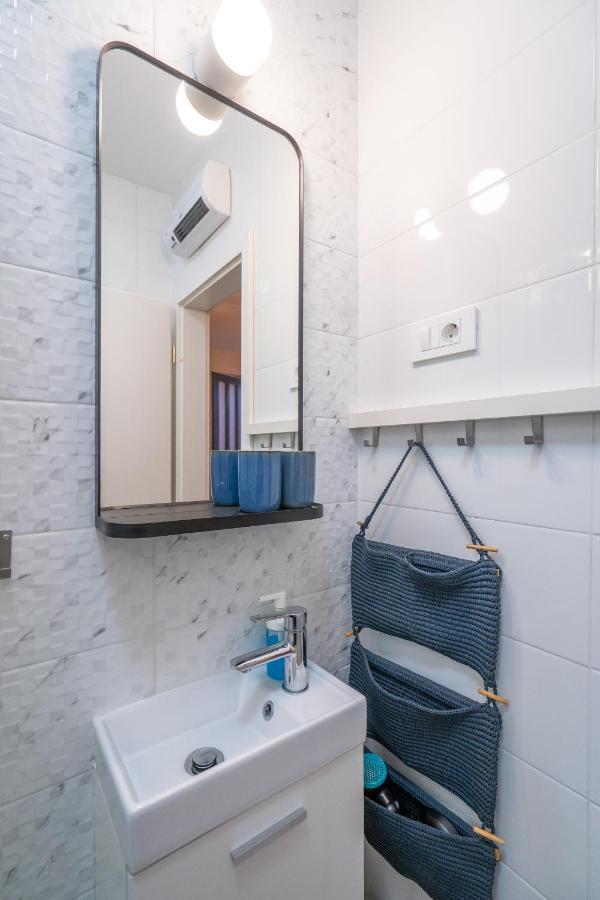 Starry Night Studio Apartment Rijeka Exterior foto